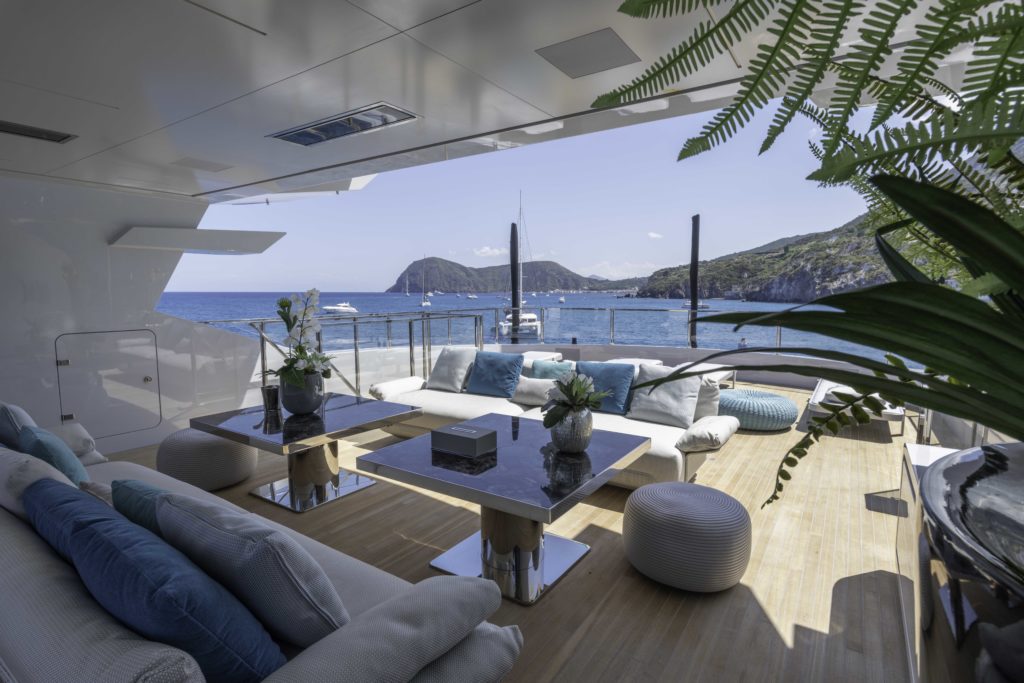 Bromic-Platinum-Electric-on-MY-LEL-by-Rossinavi-Yachts-1024x683